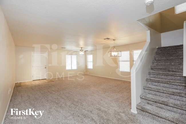 21172 E Avenida Del Valle