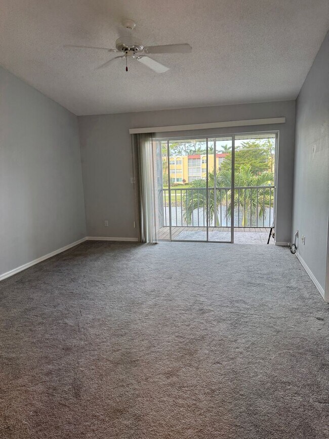 Annual Rental 2 miles to Clam Pass Park House Rental in Naples, FL