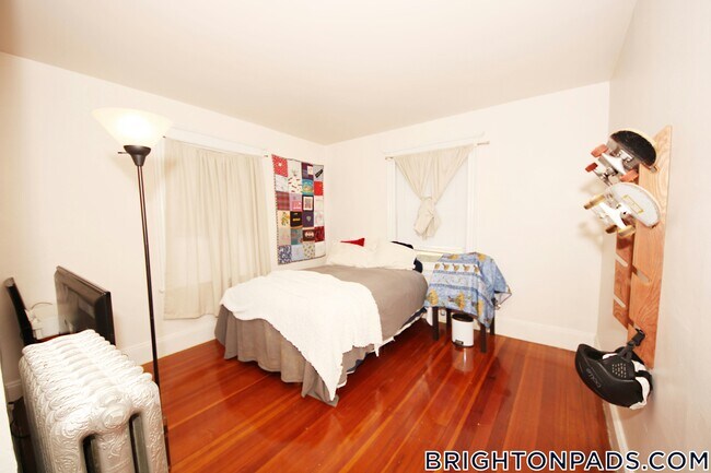 Photo - 29 Justin Rd Unit 1