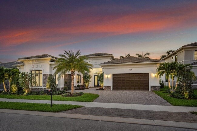 Building Photo - 6950 NW 28th Ave Rental
