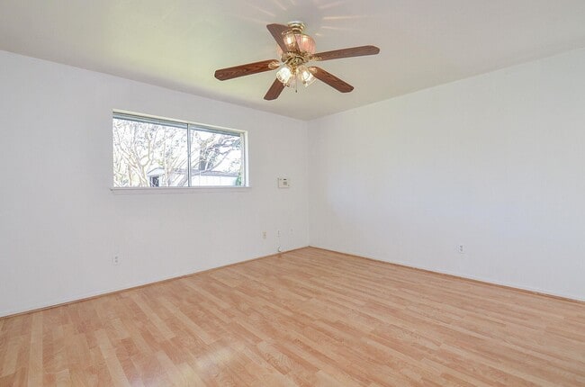 Photo - 7327 Osage St