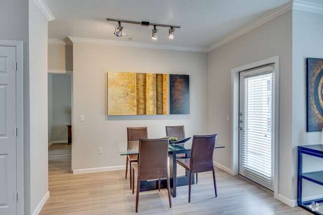 2BR, 2BA - 1130SF - Dining Room