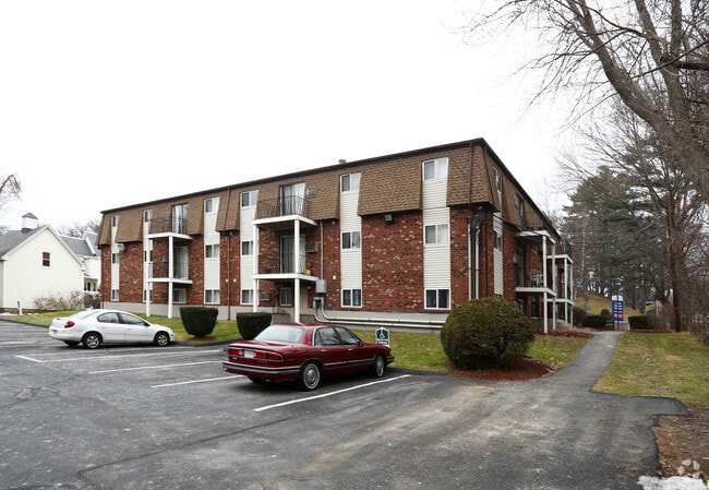 COLONY PARK APARTMENTS