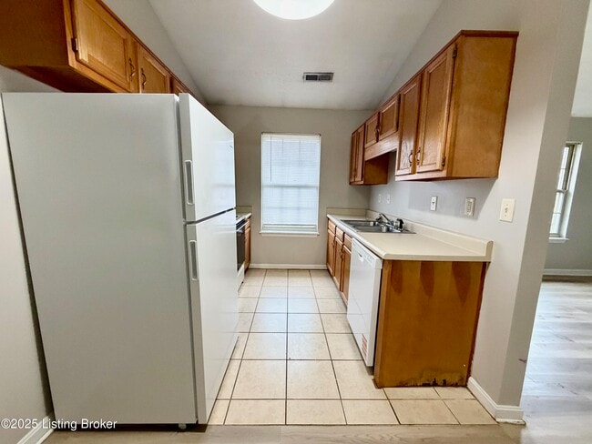 Photo - 243 Harrison St Unit 1