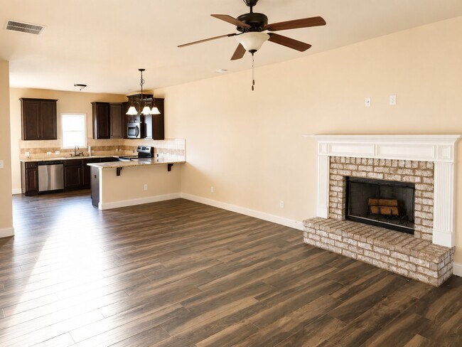 Photo - 107 Truman Ct
