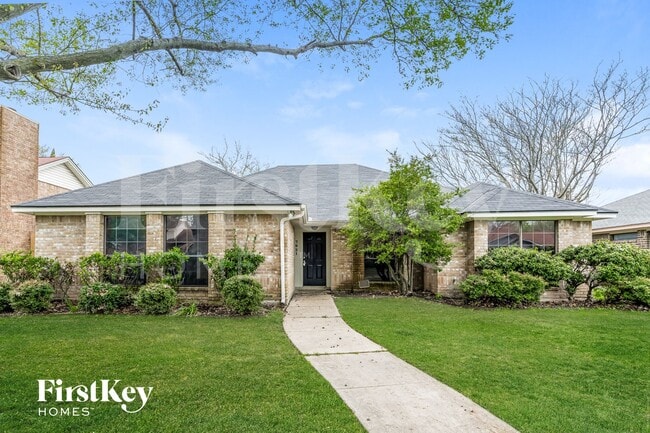 Building Photo - 7921 Rice Dr