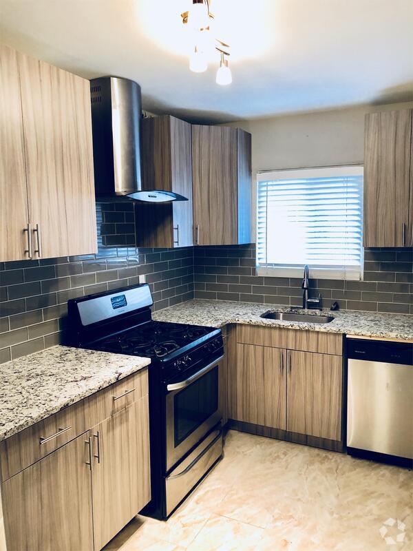 Building Photo - 773 Greenwood Ave NE Rental