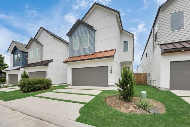 Photo - 4407 Abaco Ln