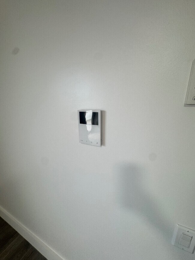 Photo - 1353 Castle Hill Ave