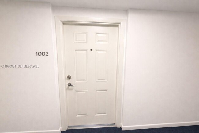 Building Photo - 219 NW 12th Ave Unit 1002