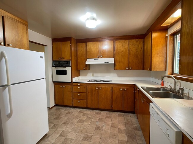 Photo - Spacious Home Right in the Heart of Covington!