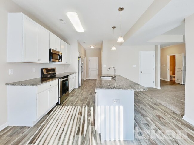 Photo - 1105 Tomahawk Pl
