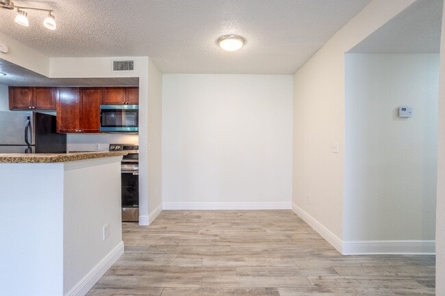 Photo - 5156 Conroy Rd Unit 5156 CR 1116