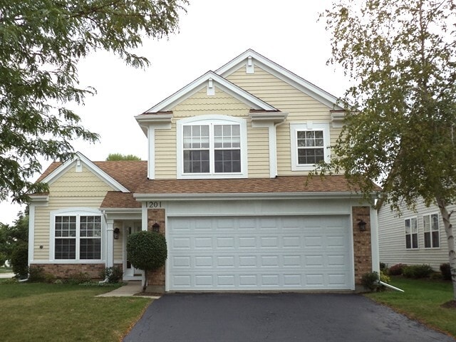 Building Photo - 1201 Darnell Dr