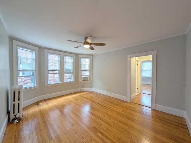 Photo - 154 Summer St Unit 1