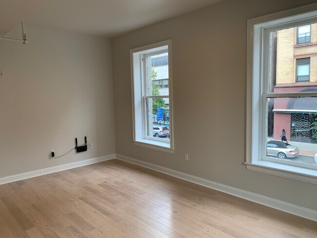 Open Living Space - 44 James