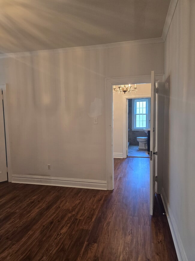 Photo - 1235-1241 Charleston Ave