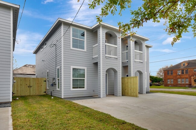 Photo - 21 Latham St