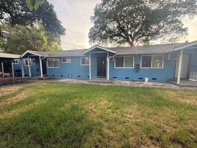 Building Photo - 730-734Hemlock st Unit 732 Hemlock St