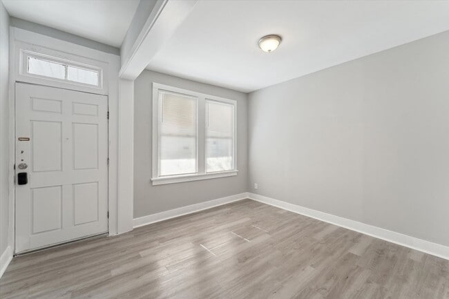 Photo - Large Near Downtown 2BR/2BA House For Rent