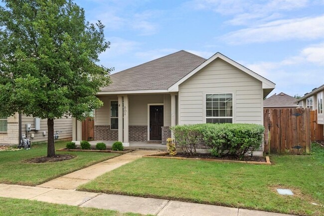 Photo - 604 Palmilla St