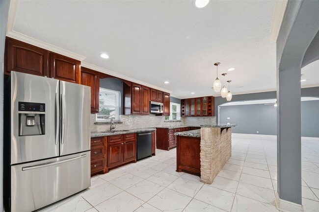 Photo - 4901 Burning Tree Dr