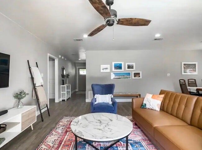 Photo - 4214 Baywoods Dr