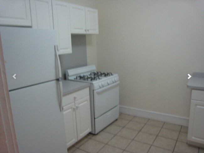 Photo - 70 Strathmore Rd Unit 11A