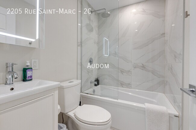 Photo - 2205 Rue St Marc Unit 2C