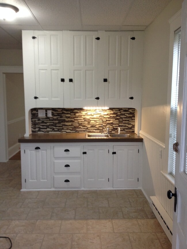 Photo - 144 E 5th St Unit Floor 1