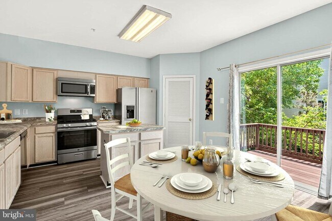 Photo - 8605 Willow Leaf Ln