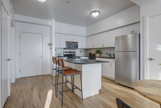 Metro at Fireclay apartments — community photo