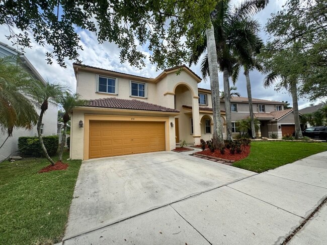 Photo - 898 Tulip Cir