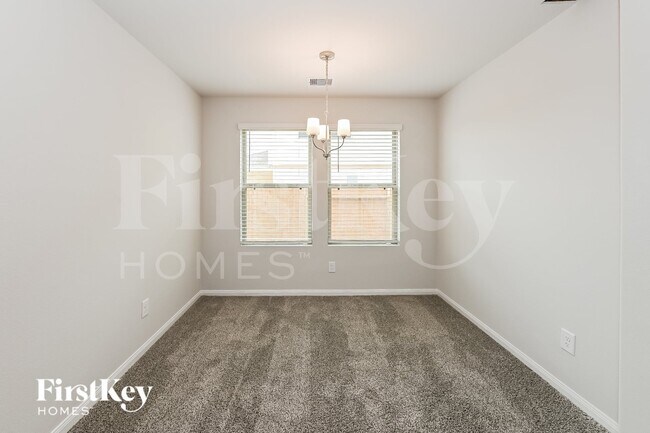 25594 Roy Rogers Rd