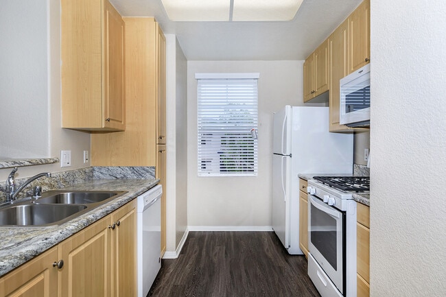 Photo - Laurel Glen Apartment Homes