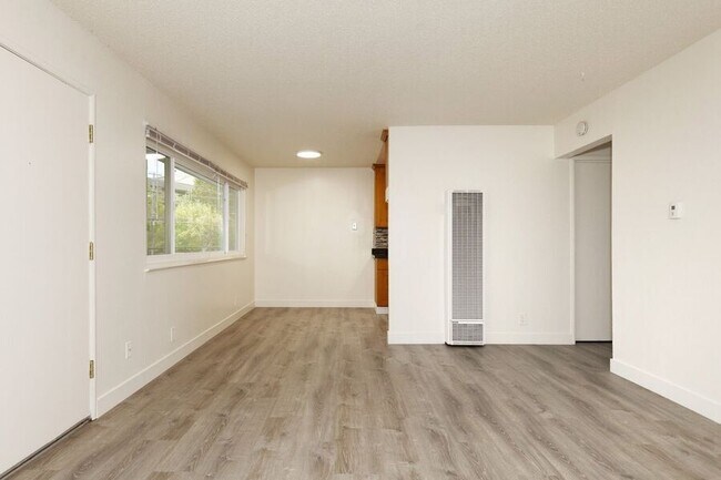 Photo - 1947 Oregon St Unidad 5