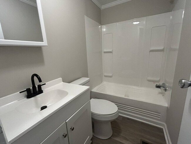 Photo - 38 White Oak Village