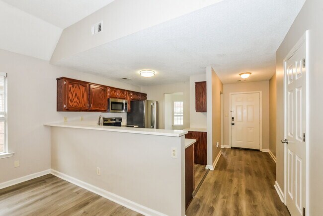 Photo - 7558 Fox Hunt Dr E