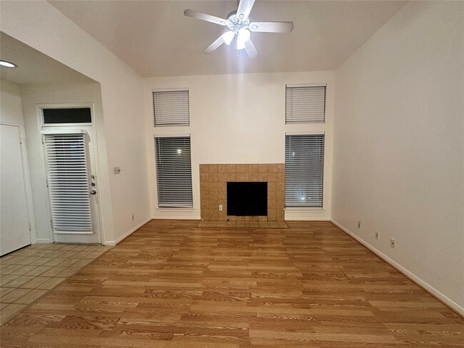 Photo - 1906 Robbins Pl Unit 308