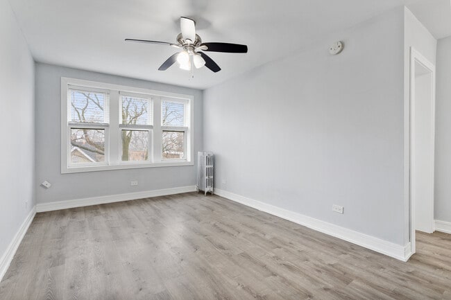 Photo - 1521 W Sherwin Ave Unit 507