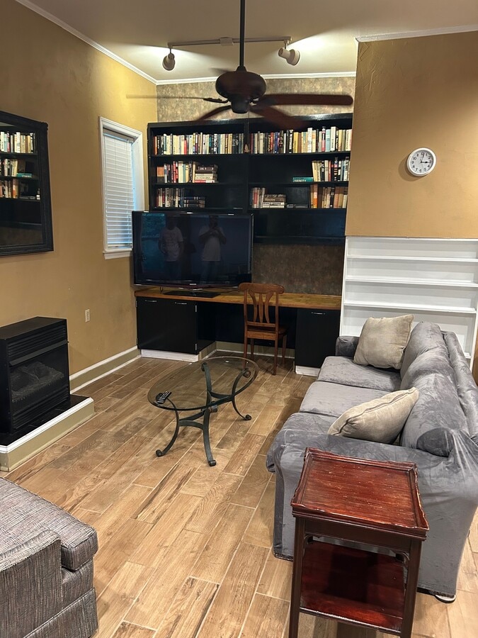 Photo - 907 W Rowan St Unidad A