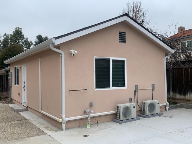 Photo - 4994 Berkeland Ct Unit 2