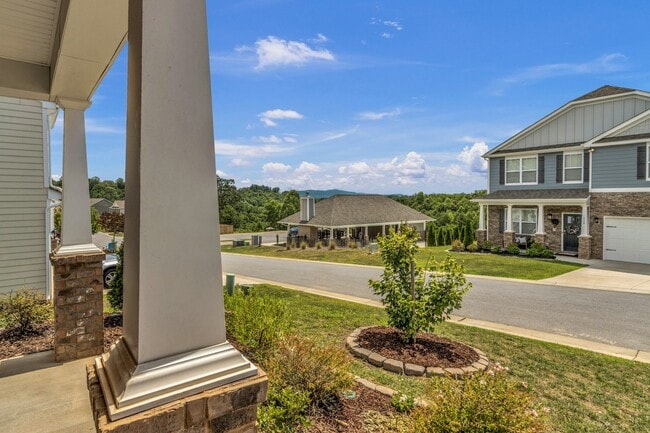 Photo - 229 Marathon Ln