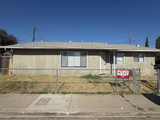 Photo - 1543 N Willis St