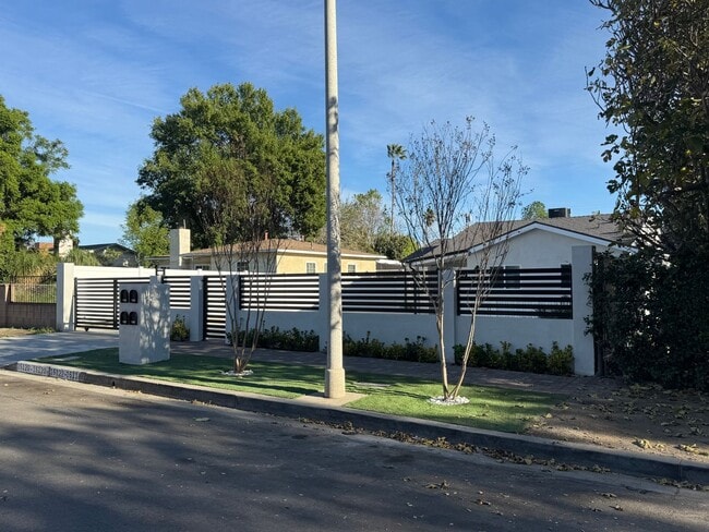 Photo - All solar new construction 3/3 house