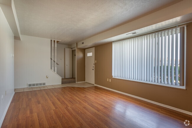 2BD 1.5BA 980 sq. ft.