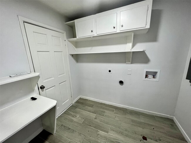 Photo - 1710 Longhorn Dr