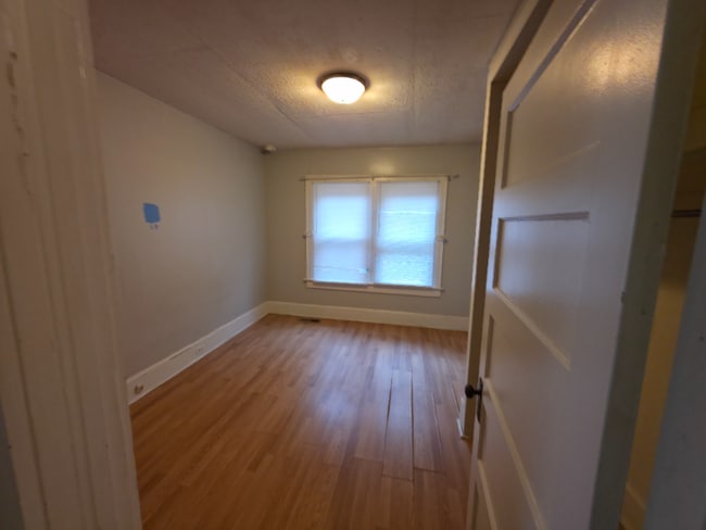 Photo - 105 Locust St