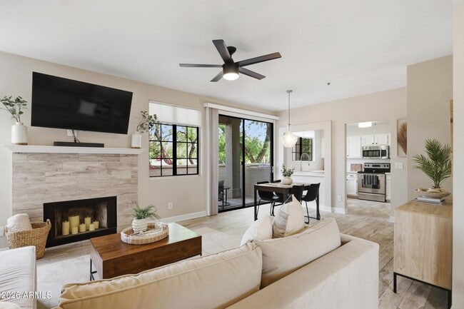 Building Photo - 11515 N 91st St Unit 124