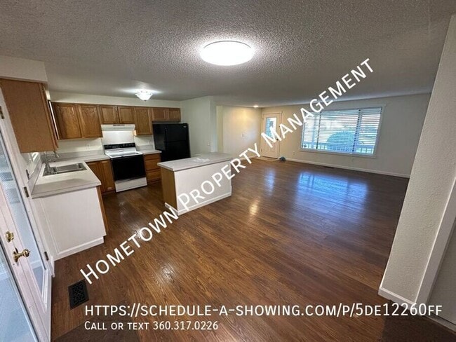 Photo - 3611 Landau Ave NE